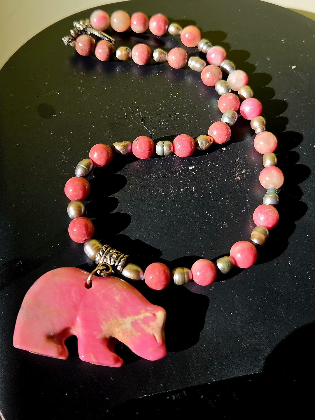 Collier en ronhdonite