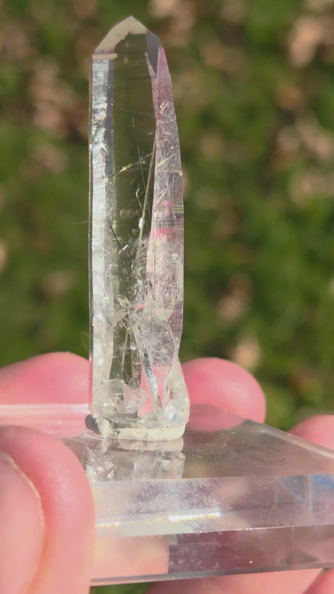 Pointe de quartz du québec avec inclusion