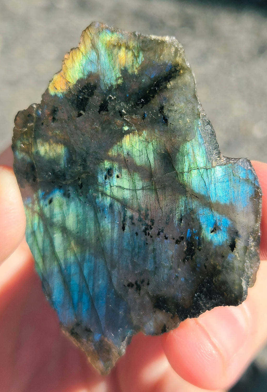 Labradorite de madagascar