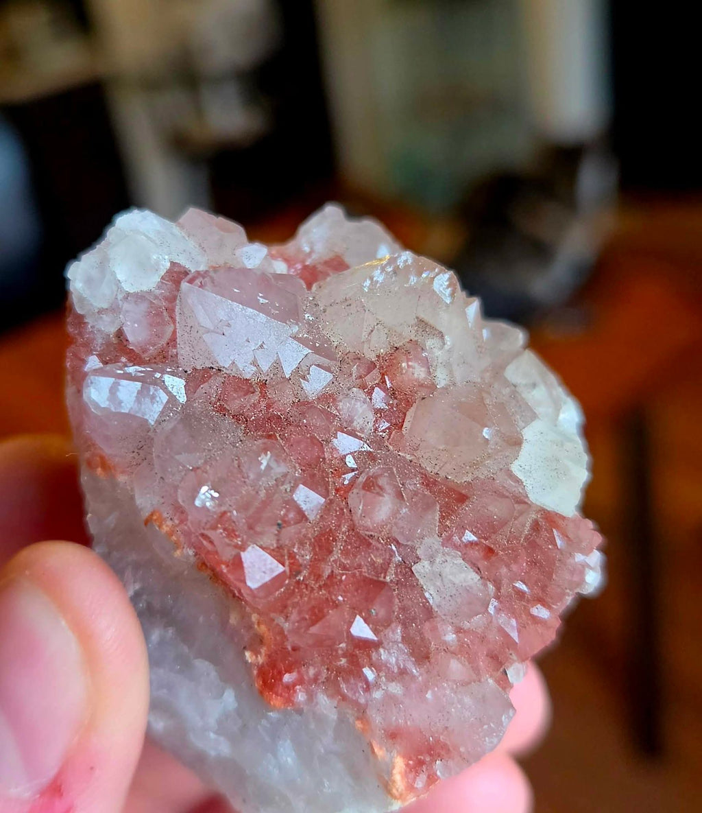 Serpentine, vanadinite, quartz et amazonite.