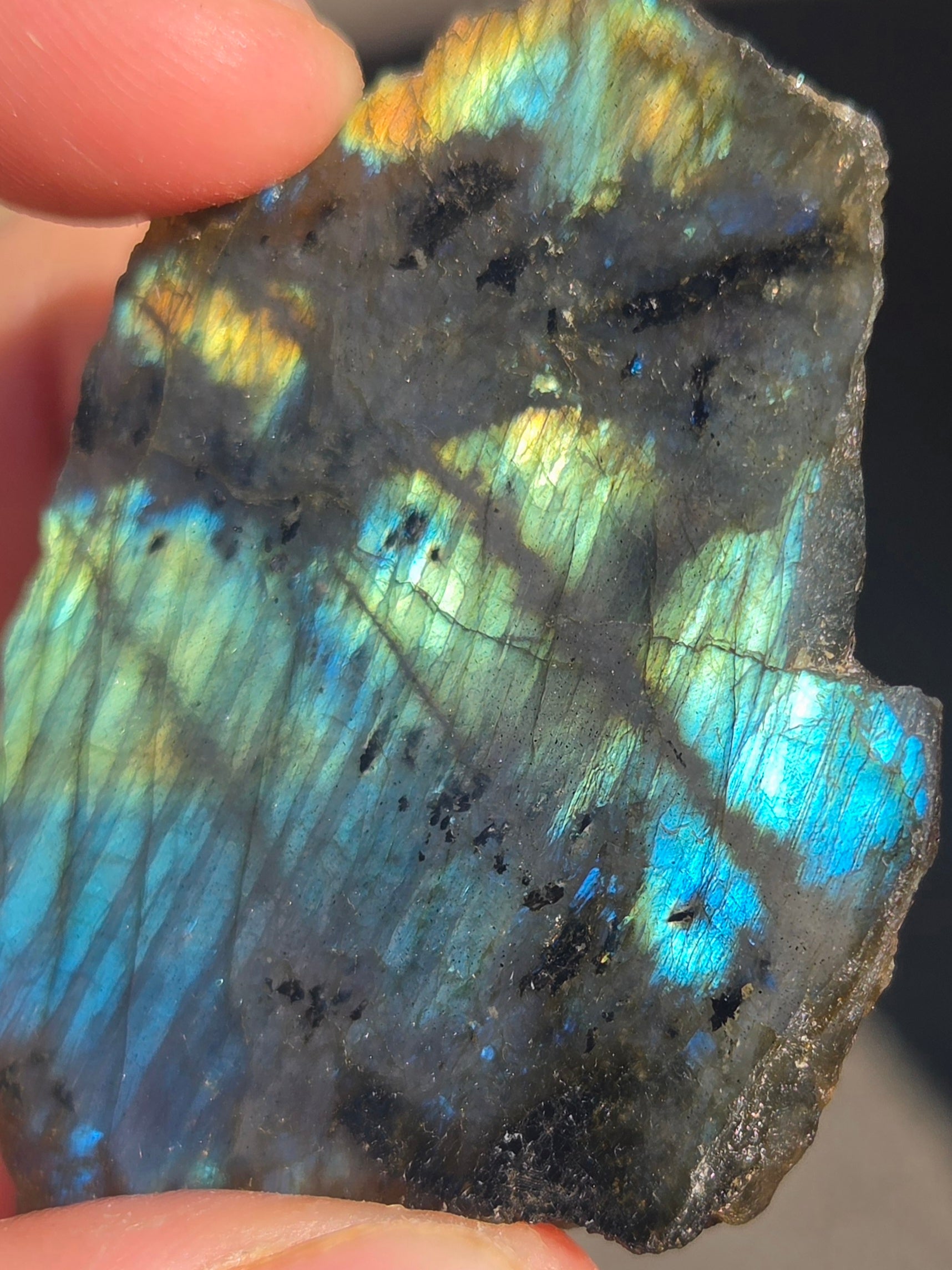 Labradorite de madagascar